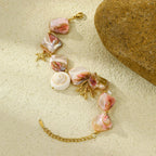 Skjellarmbånd med vakre perler i skjell