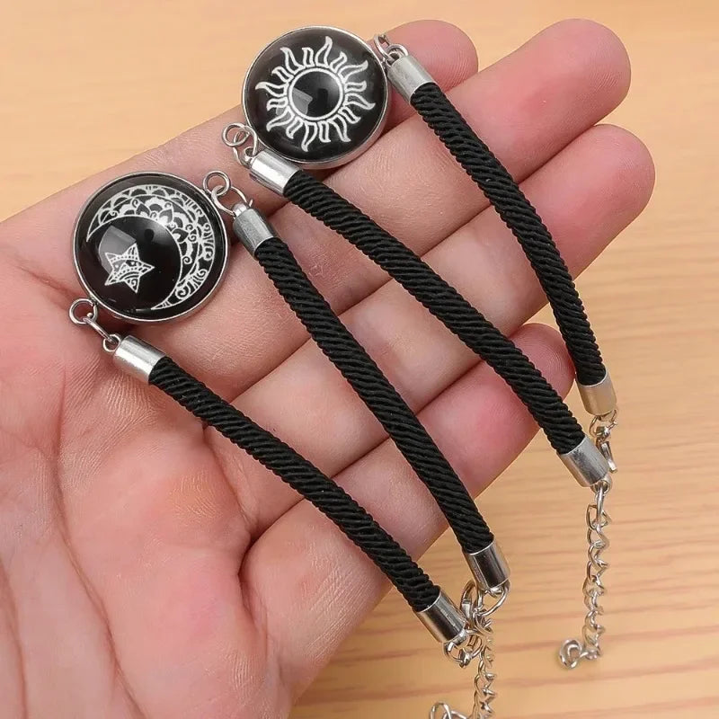 Bracelet avec Croissant de Lune et Soleil Lumineux noir