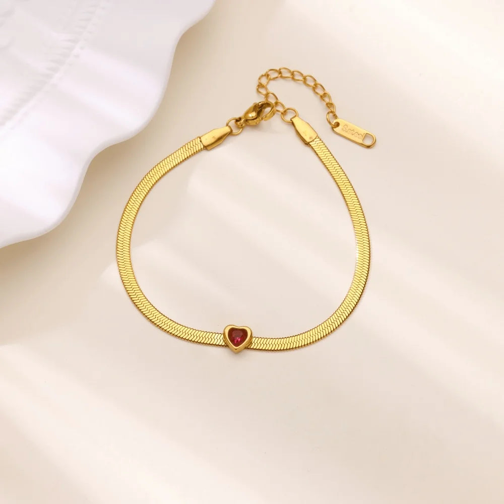 Armbånd med hjerteformet fødselssten