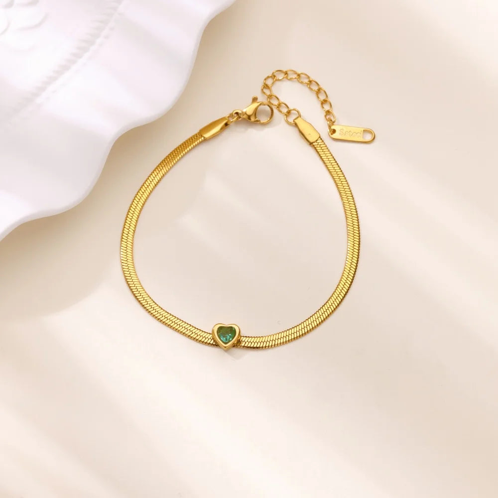 Armbånd med hjerteformet fødselssten