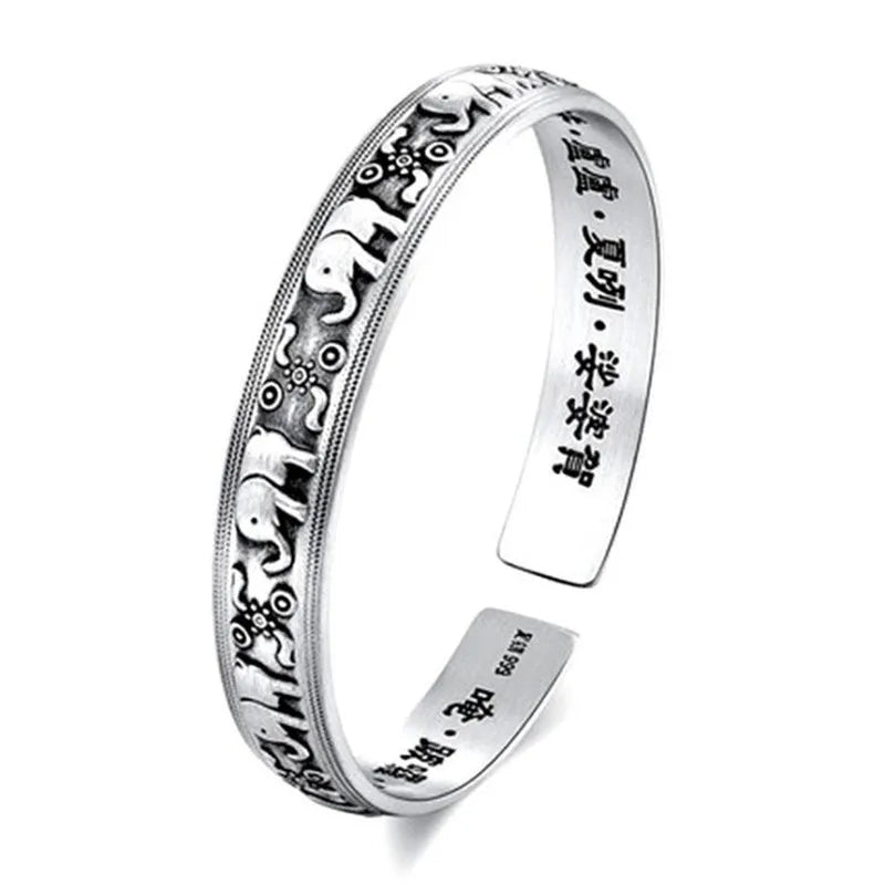 Buddhistarmbånd med elefanter