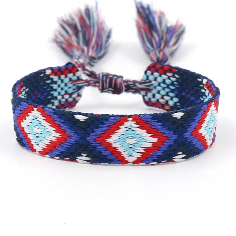 Bred brasiliansk armband med geometriska mönster blå