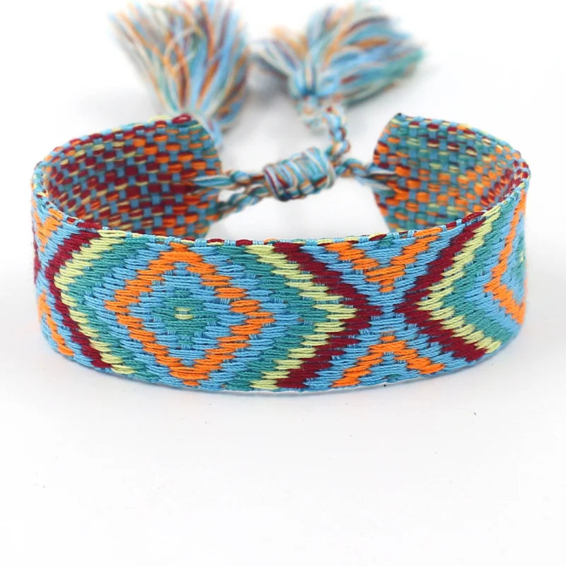 Bred brasiliansk armband med geometriska mönster orange