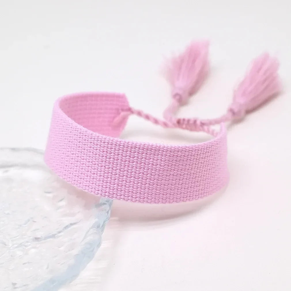 Håndlaget mykt pastell brasiliansk armbånd rosa