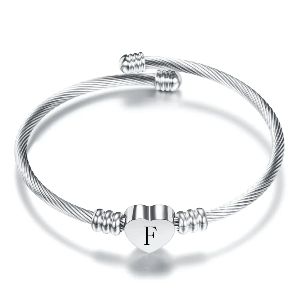 Hjertearmbånd med initial sølv f