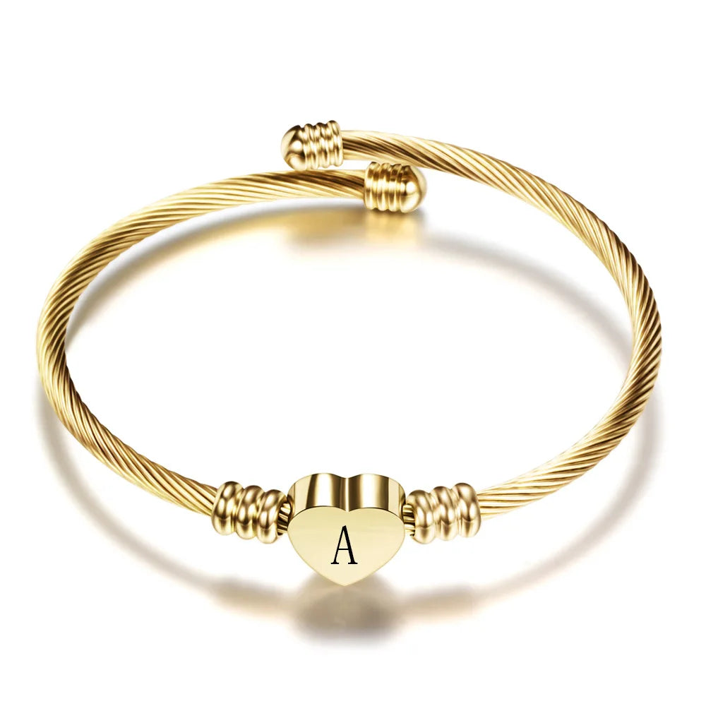 Hjertearmbånd med initial guld a