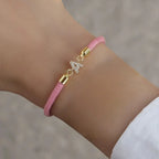 Fargerikt armbånd med initial i strass – bokstav 
