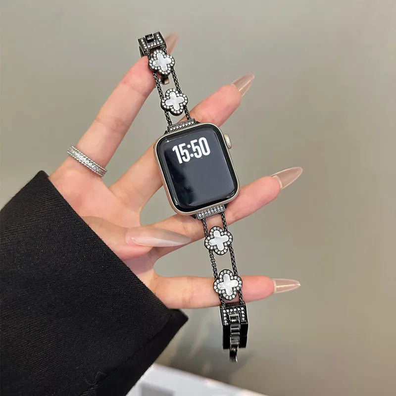 Udskiftningsarmbånd til Apple Watch - kløverdesign sort