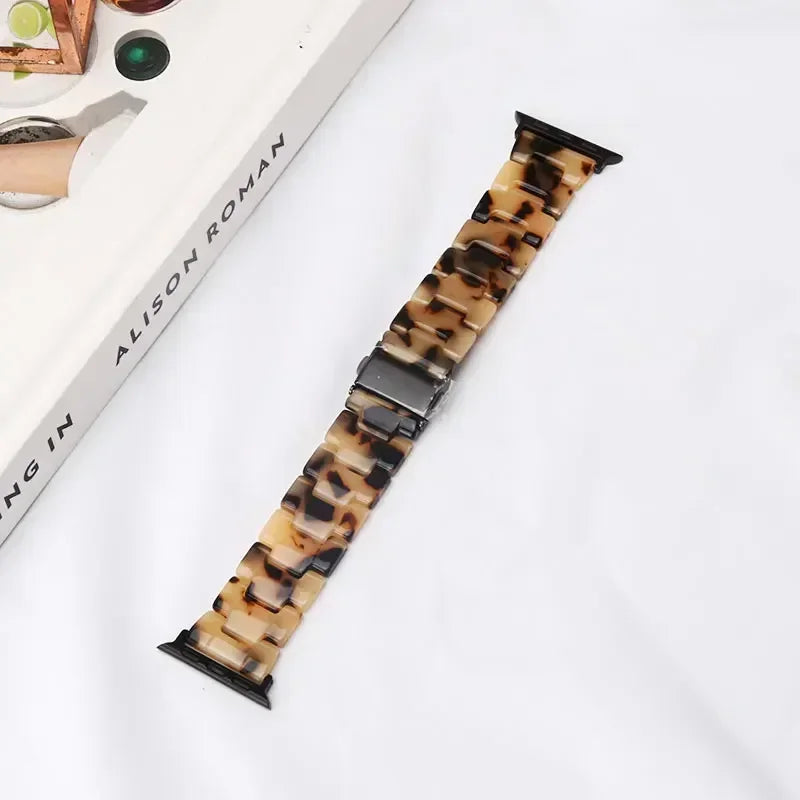 Udskiftningsrem til Apple Watch i brun og beige resin