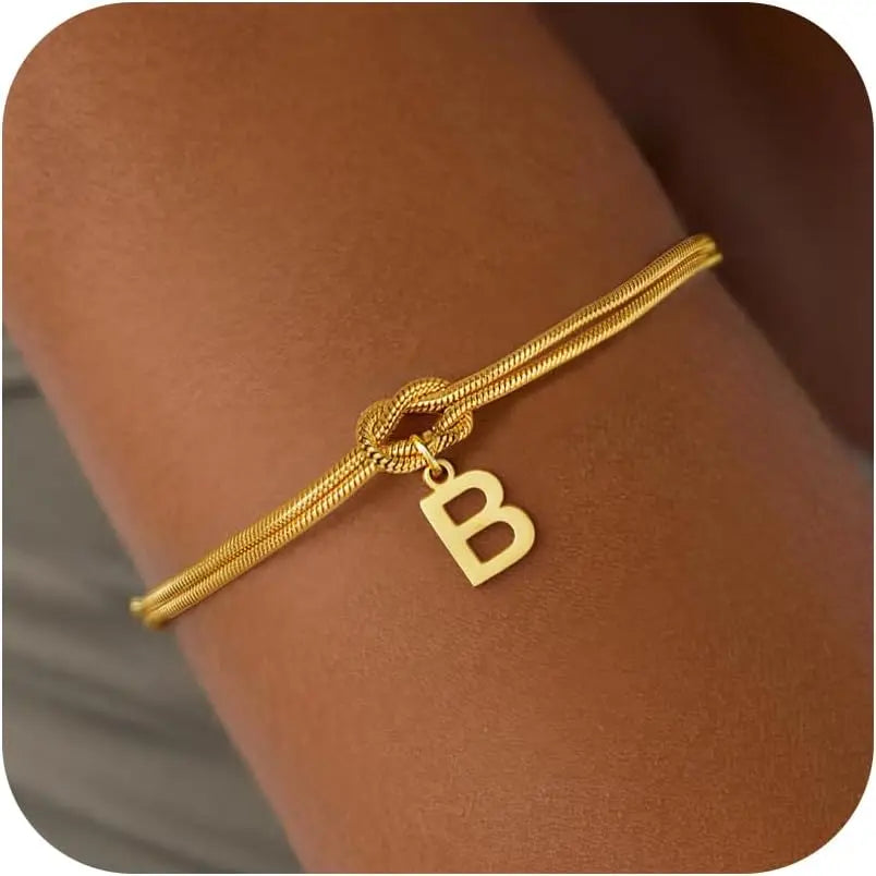 Armbånd med initial og sløjfe - bogstav 