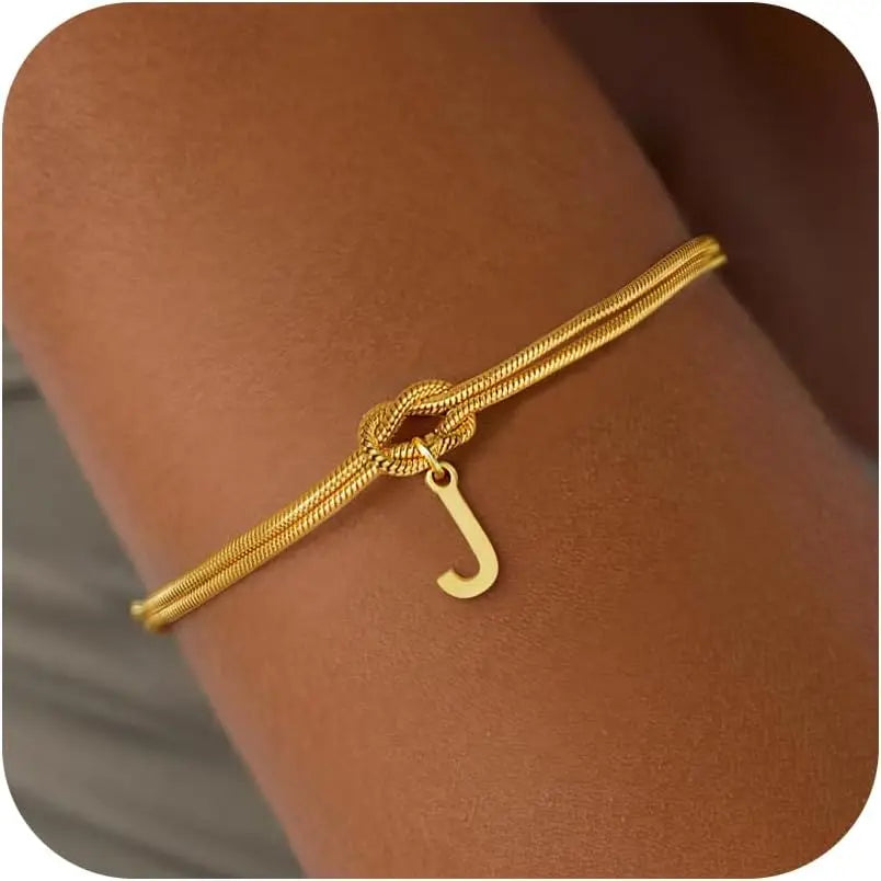 Armbånd med initial og sløjfe - bogstav 