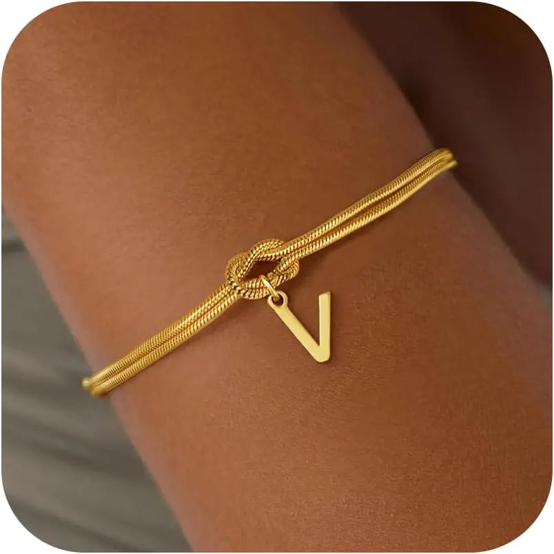 Armbånd med initial og sløjfe - bogstav 
