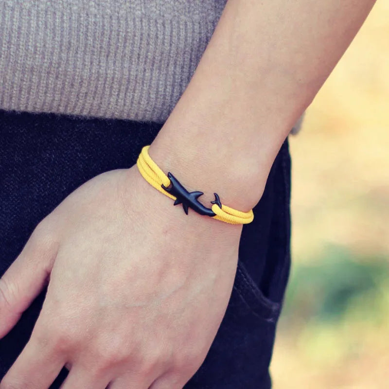 Bracelet Requin Noir jaune