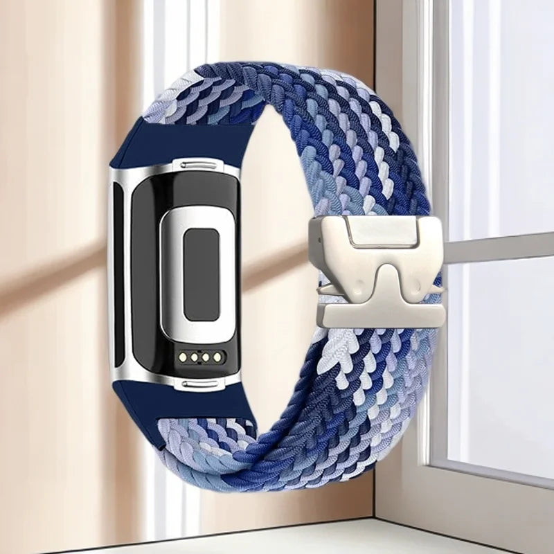 Flettet klokkerem for Fitbit Charge 5, Charge 6 blå hvit