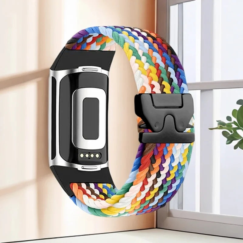 Flettet klokkerem for Fitbit Charge 5, Charge 6 regnbue