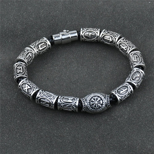 Vikingarmband med keltiska runor i silver
