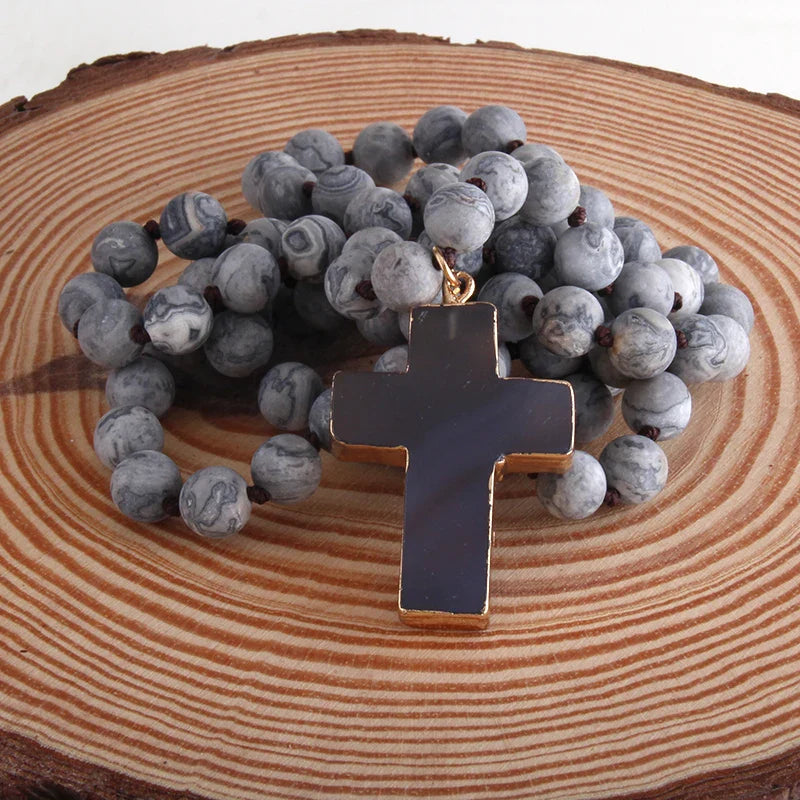Rosenkrans Kors Halskjede Anheng i naturlige grå steiner