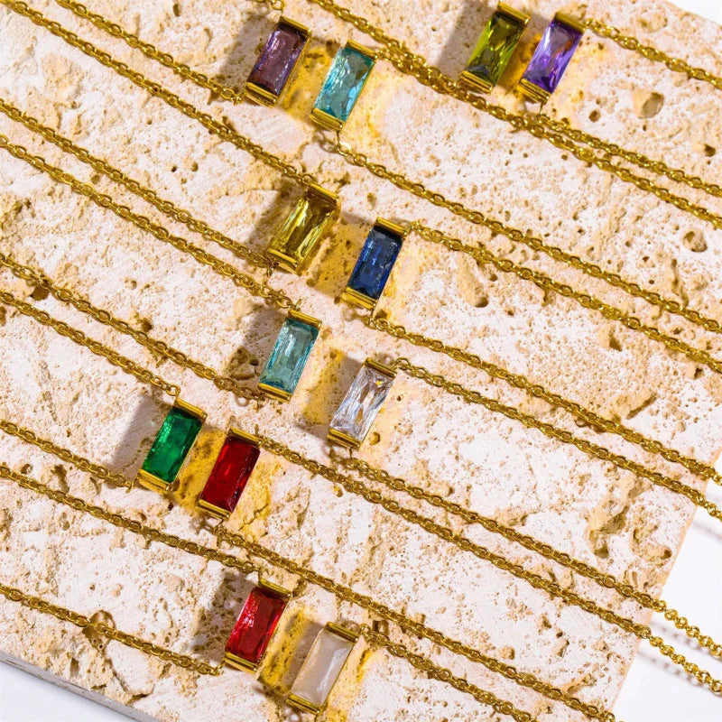 Halskjede med Fin Farget Fødselsstensanheng