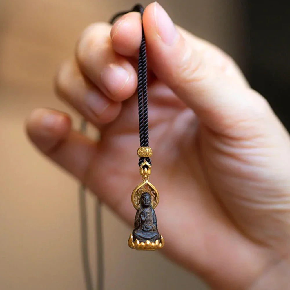 Halskjede med tibetansk Buddha-anheng