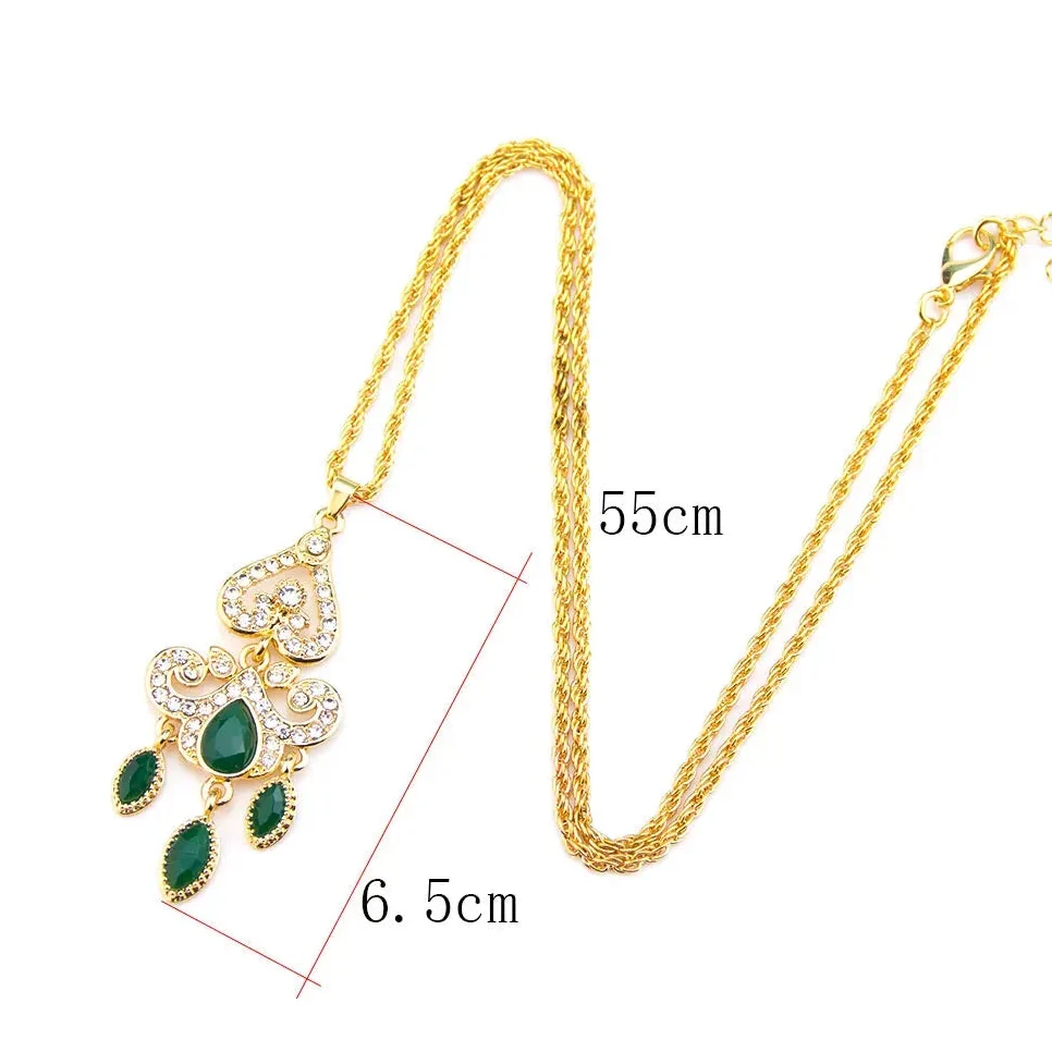 Halsband med traditionellt arabiskt färgat hängsmycke