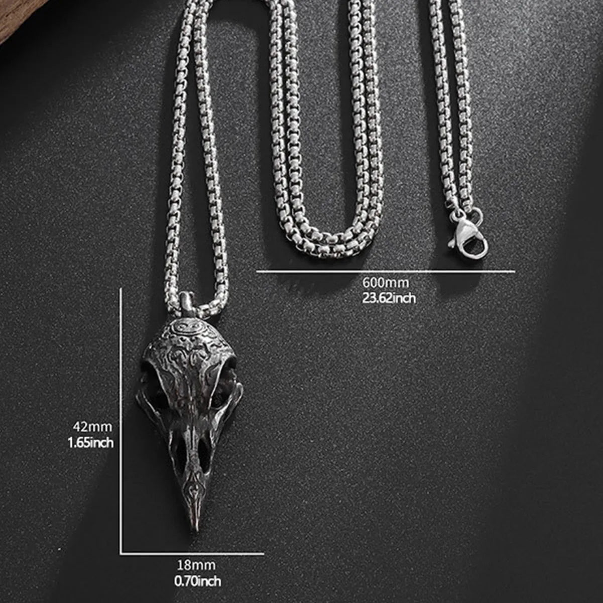 Collier avec Pendentif Corbeau