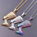 Halskjede med Nefertiti anheng i gull