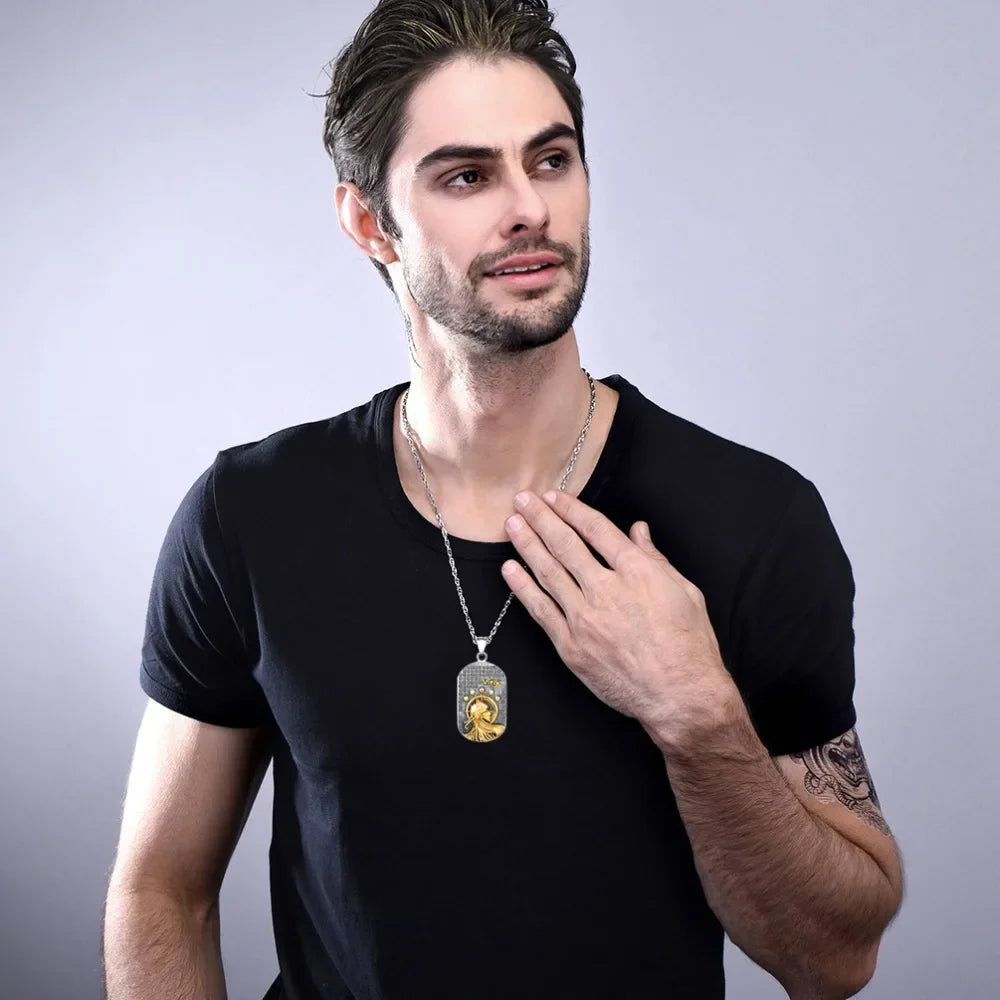 Halskæde med vedhæng i astrologisk stjernetegn-stil