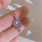 Halskjede med elegant månesteinanheng