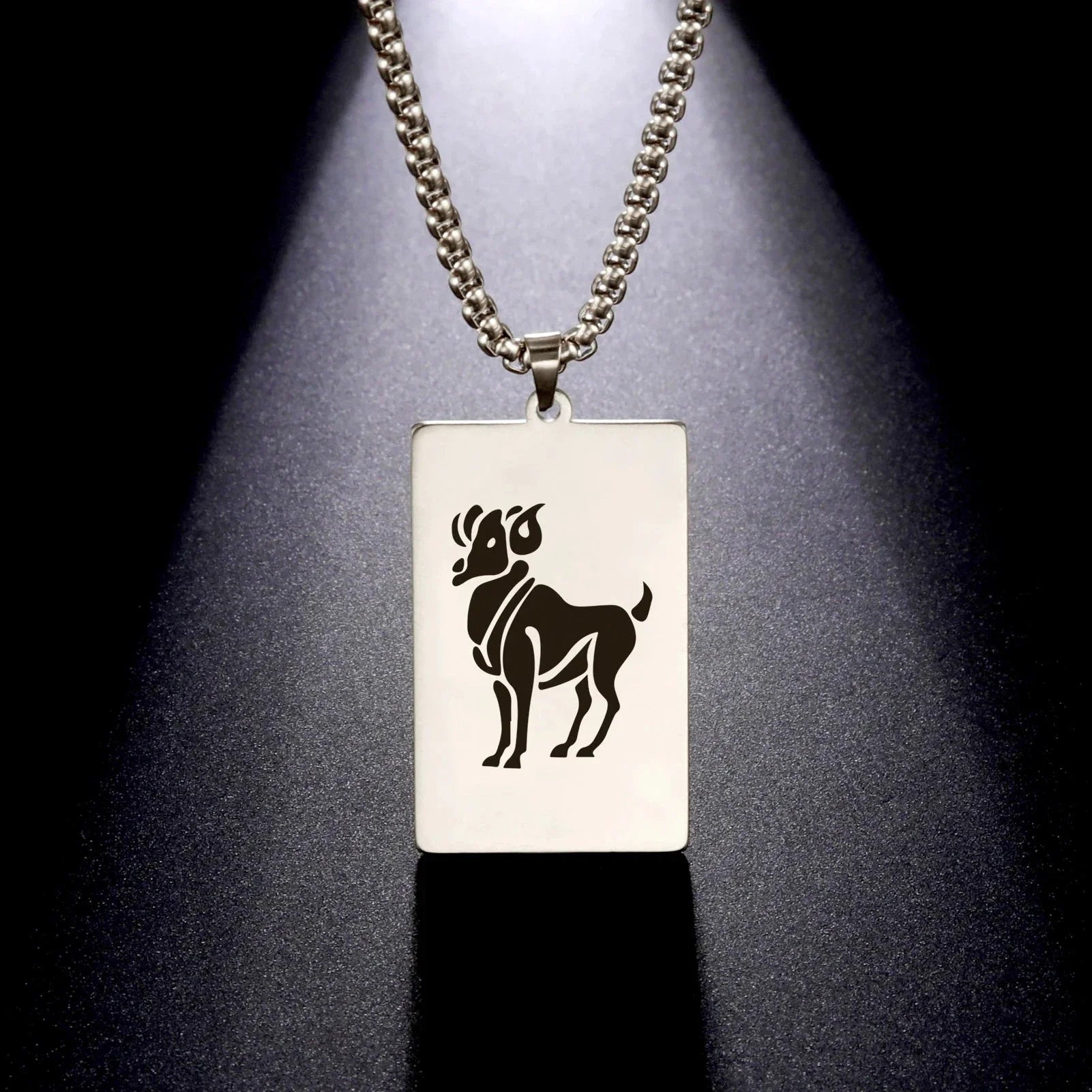 Halskæde med elegant vedhæng astrologisk stjernetegn