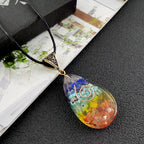 Halskæde med Vedhæng i 7 Chakras Sten