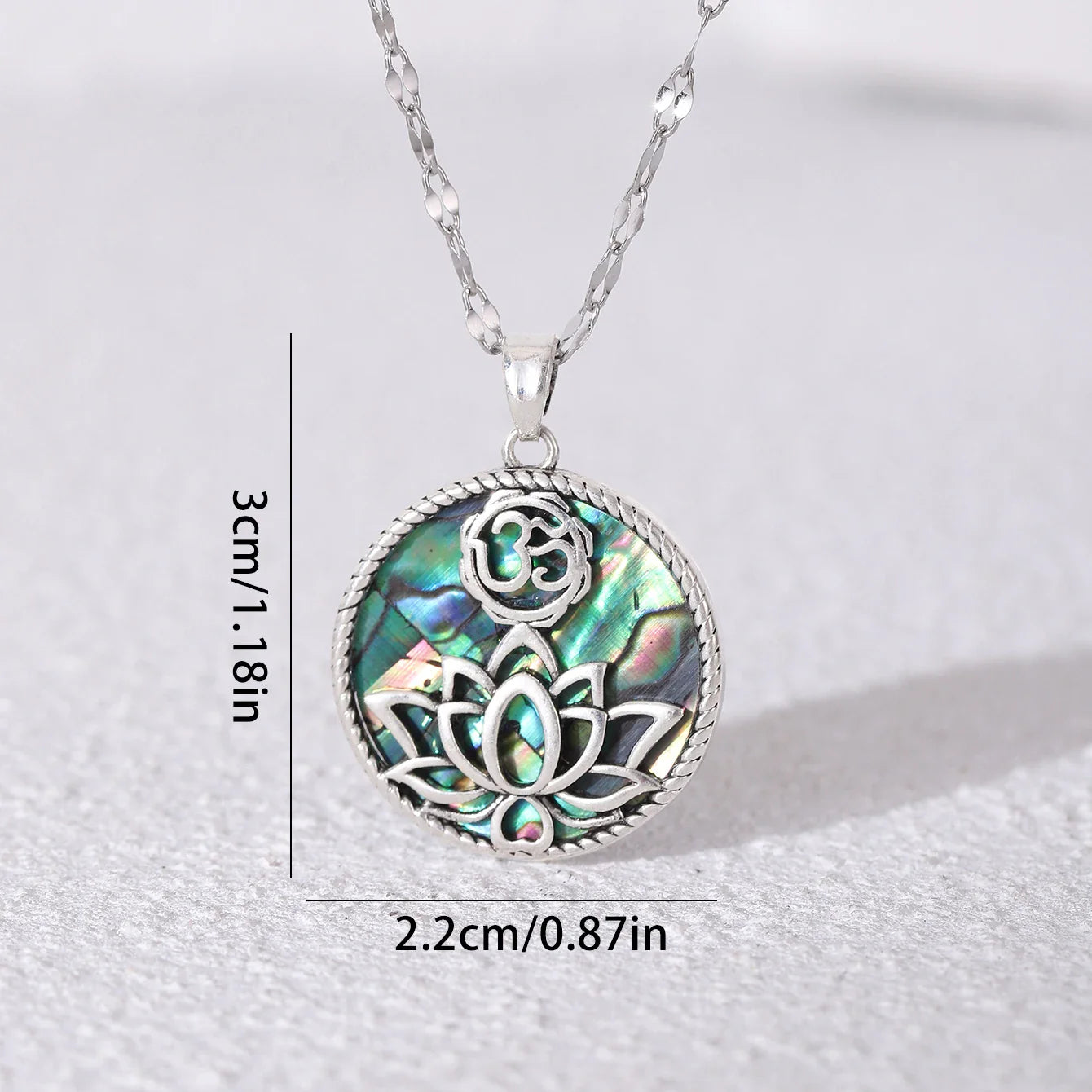 Collier avec Pendentif Fleur de Lotus