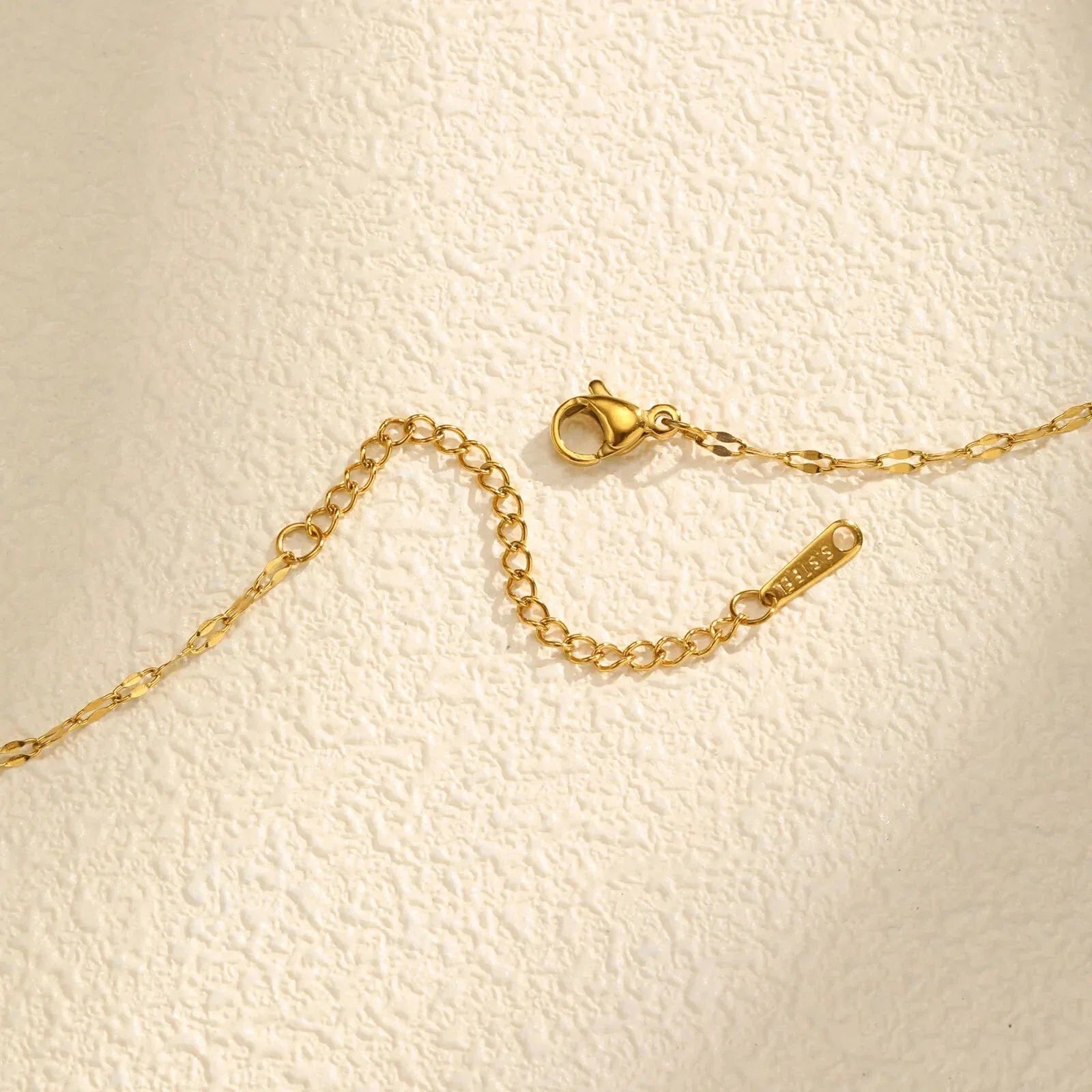 Collier avec Pendentif Fleur en Zircon Rotative Anti-Stress