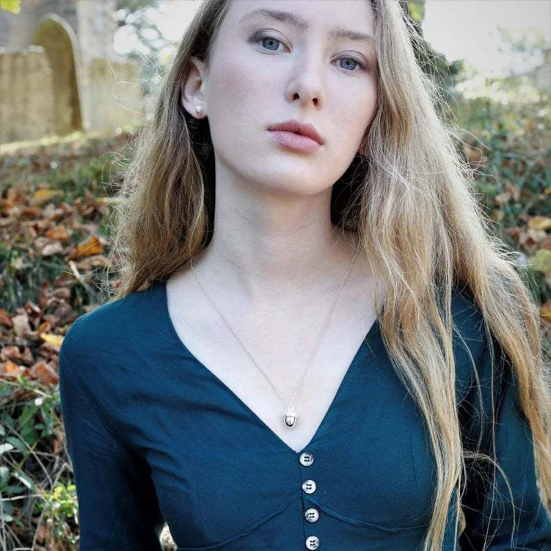 Collier avec Pendentif Gland avec Coeur