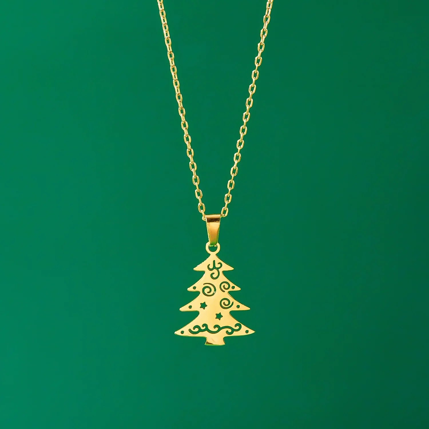 Collier avec Pendentif Hivernal sapin or