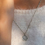 Halskæde med månevedhæng til kvinder i sølv