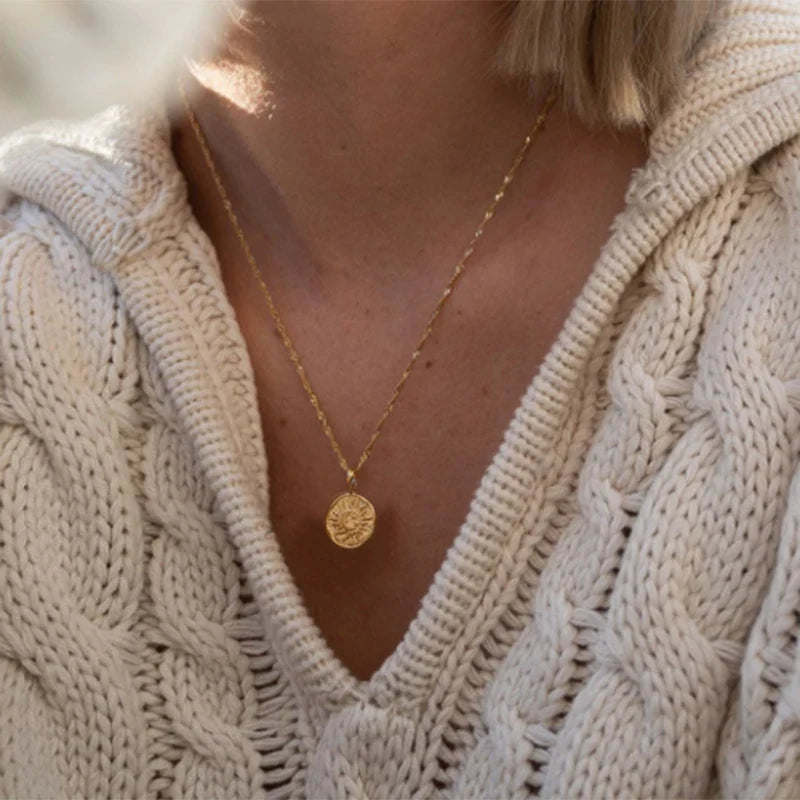 Collier avec Pendentif Lune pour Femme or