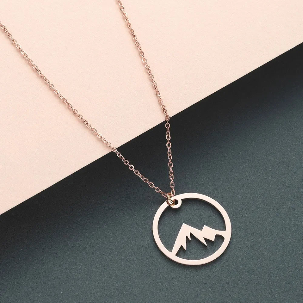 Collier avec Pendentif Montagne pour Homme ou Femme or rose
