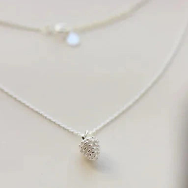 Collier avec Pendentif Pomme de Pin