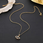 Halskjede med anheng i blå tyrkisk måne og ondt øye-zirkon 