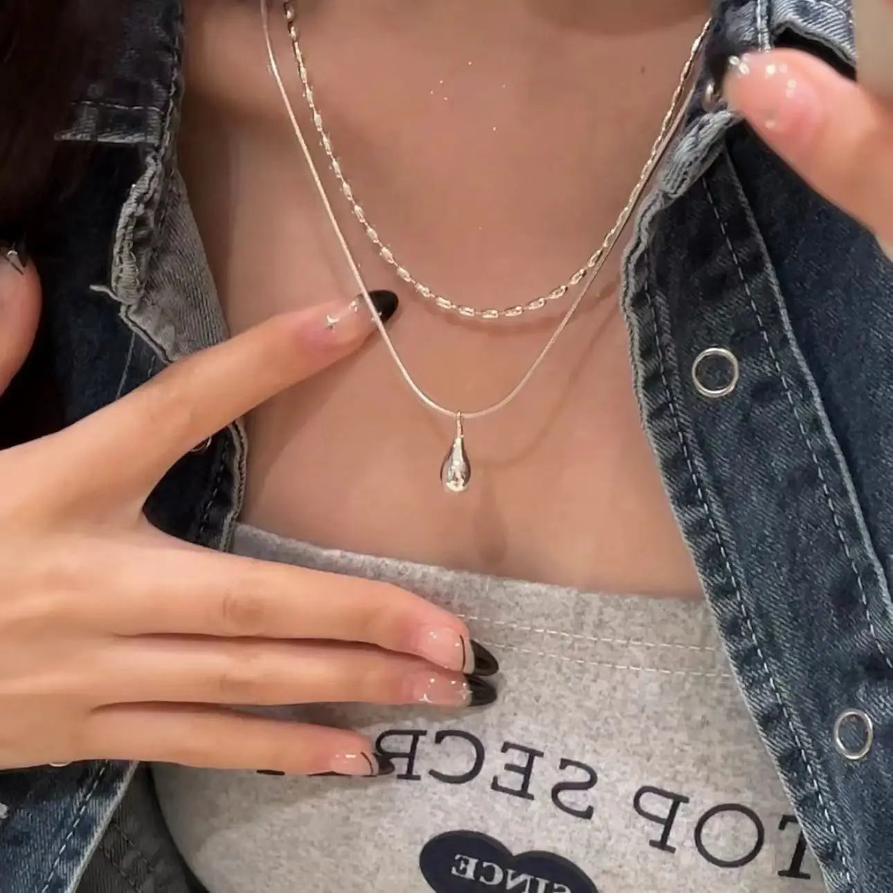 Collier Double avec Pendentif Goutte d'Eau