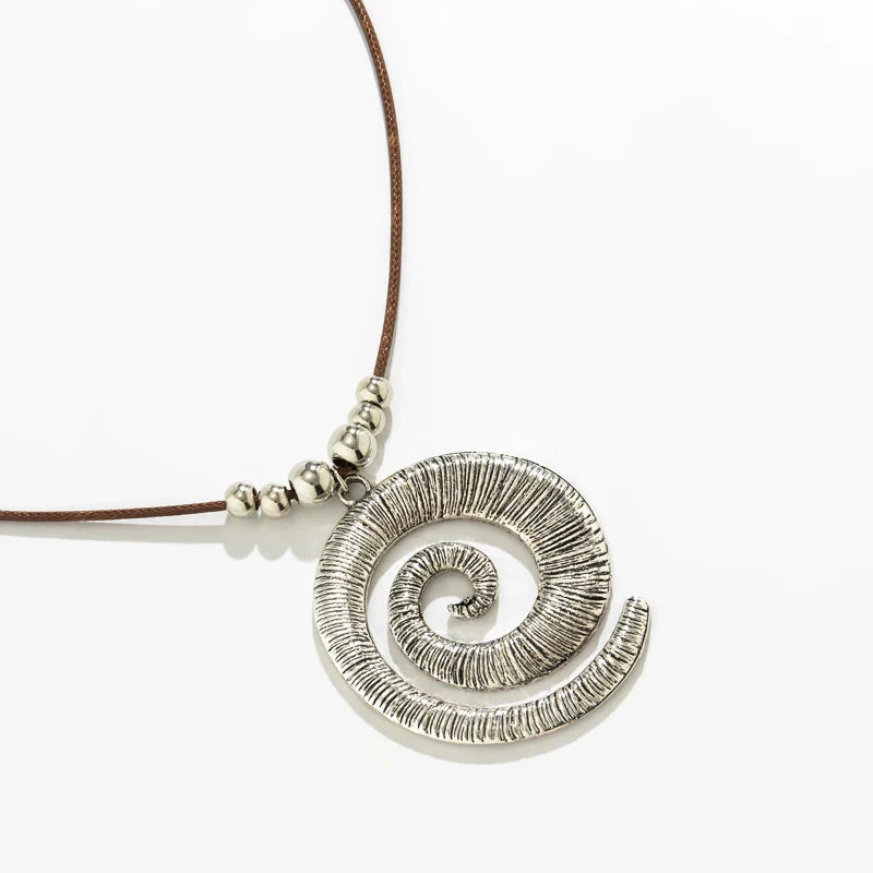 Collier Pendentif Coquillage Spirale