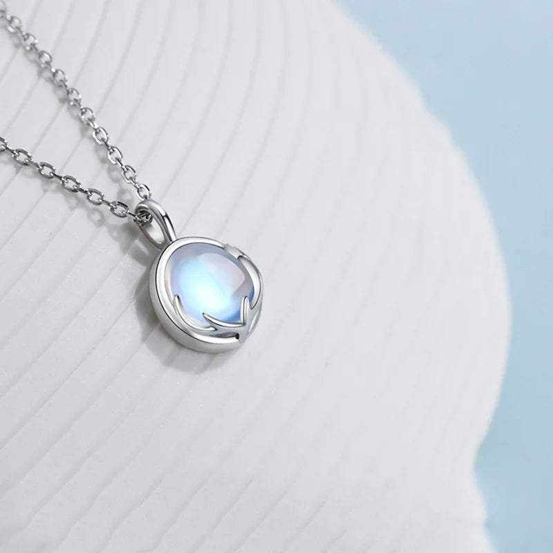 Collier Pendentif Fertilité avec Zircon Pierre de Lune