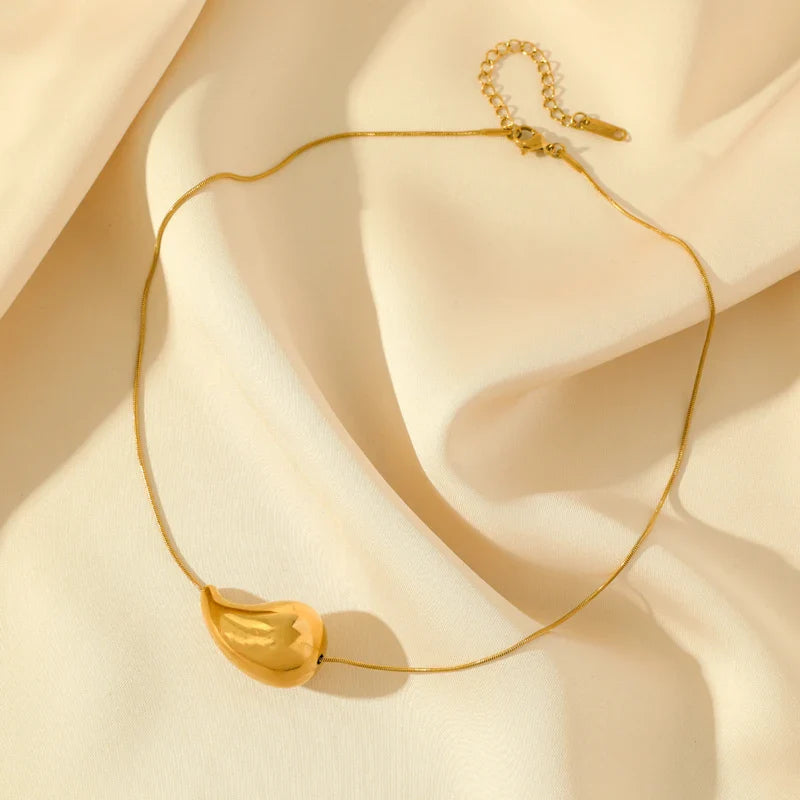 Vanddråbe Vedhæng Halskæde i guld stil 2