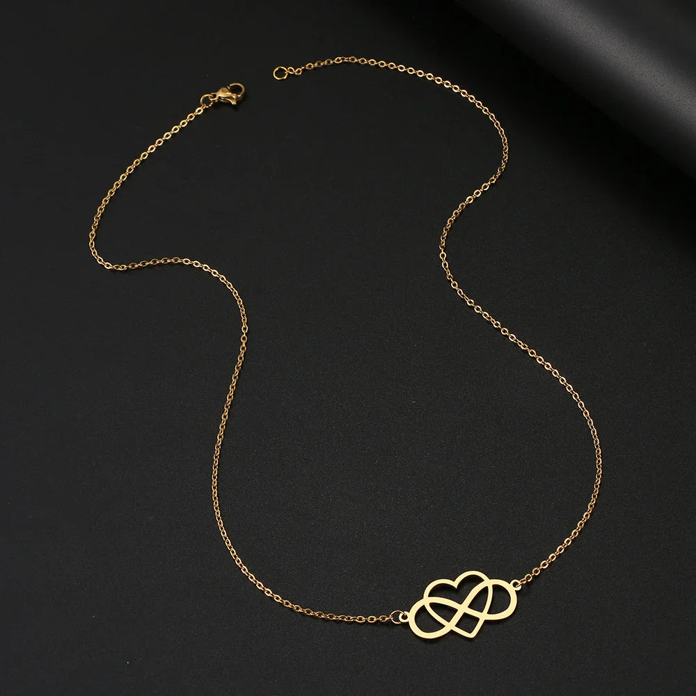 Collier Pendentif Infini et Coeur Femme or
