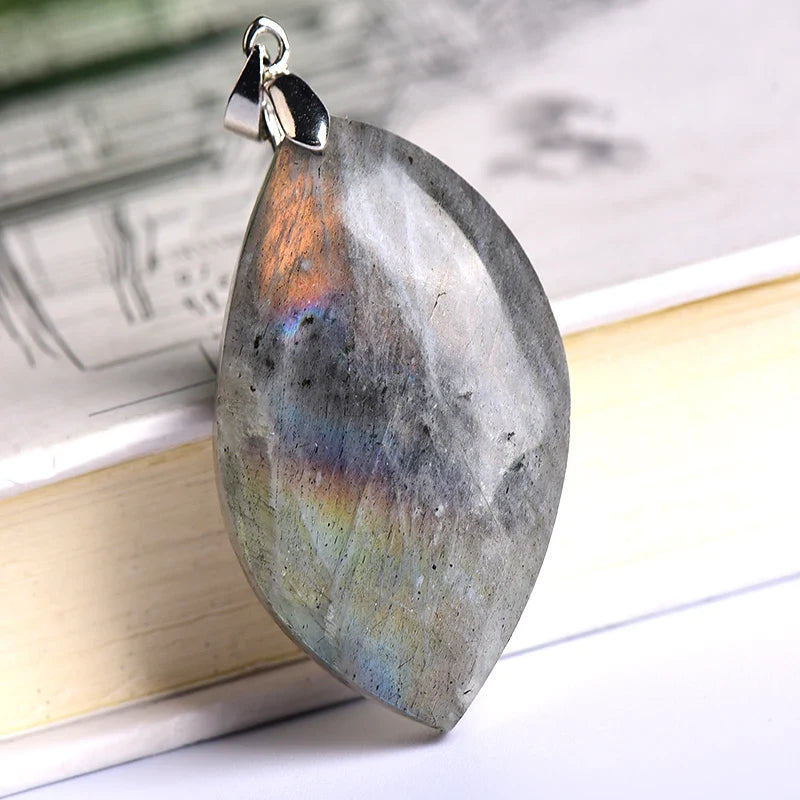 Collier Pendentif Labradorite
