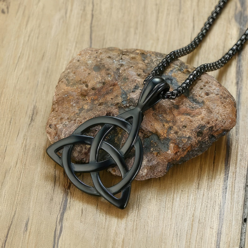 Collier Pendentif Nœud de la Trinité - Triquetra