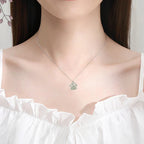 Náhrdelník s přívěskem psí tlapky