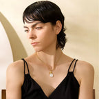 Fjær anheng halskjede med zirkon