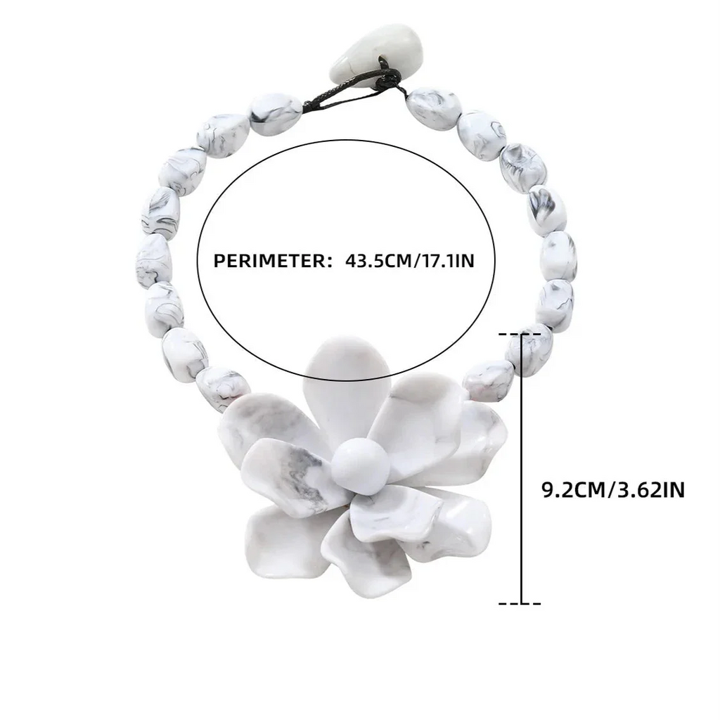 Collier Ras de Cou avec Grand Pendentif Fleur 