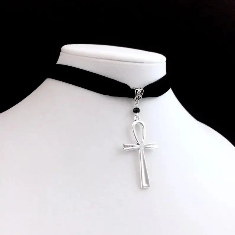 Collier Ras de Cou avec Pendentif Croix D'Ankh